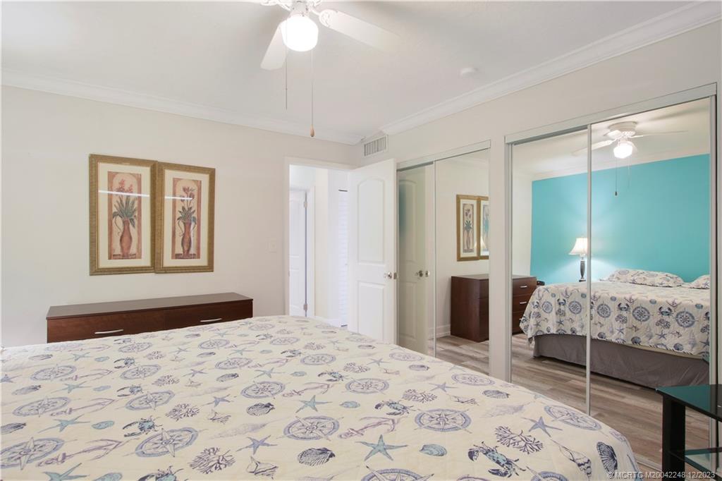 5323 SE Miles Grant Road 206