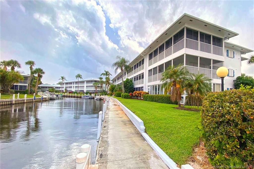 1866 SW Palm City Road 202