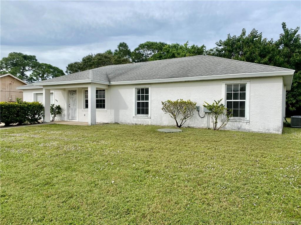 549 SW Carter Street