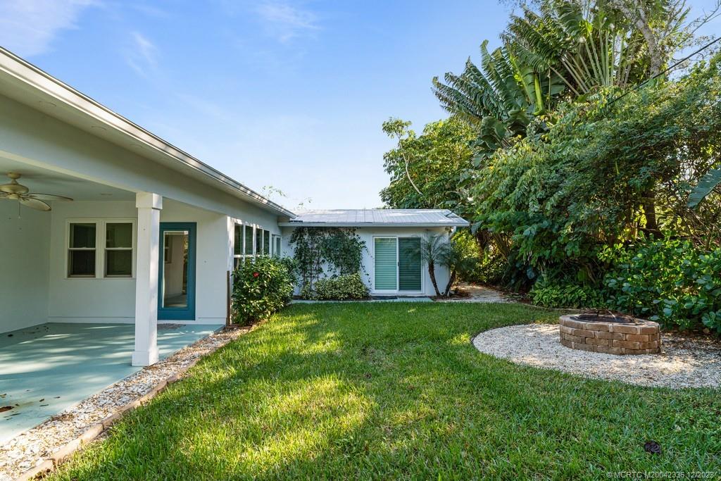 1878 NW Azalea Street