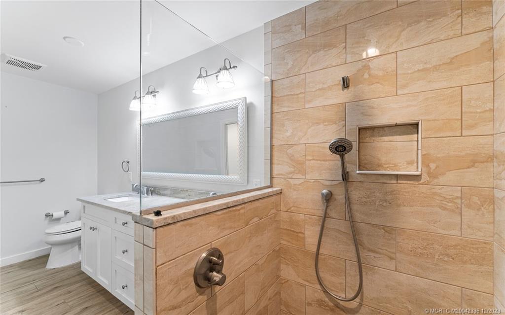 1878 NW Azalea Street