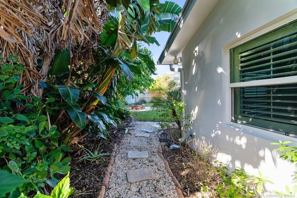 1878 NW Azalea Street