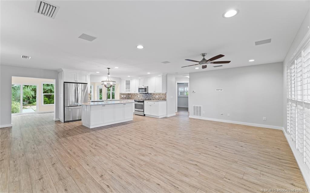 1878 NW Azalea Street