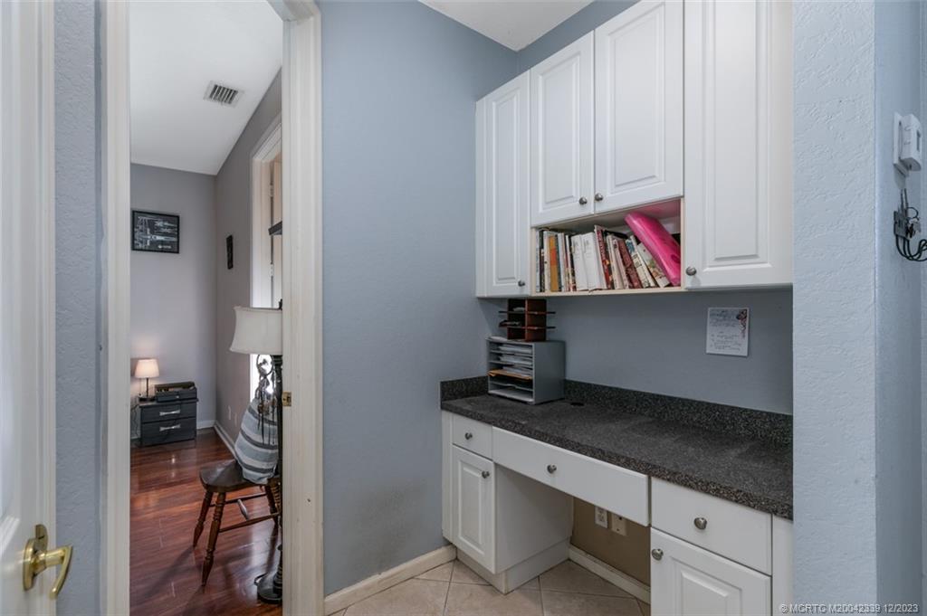 2513 SW Park Meadows Trail