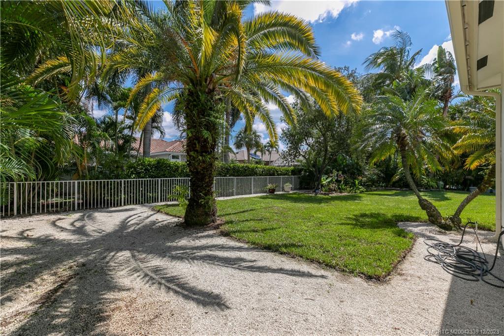 2513 SW Park Meadows Trail