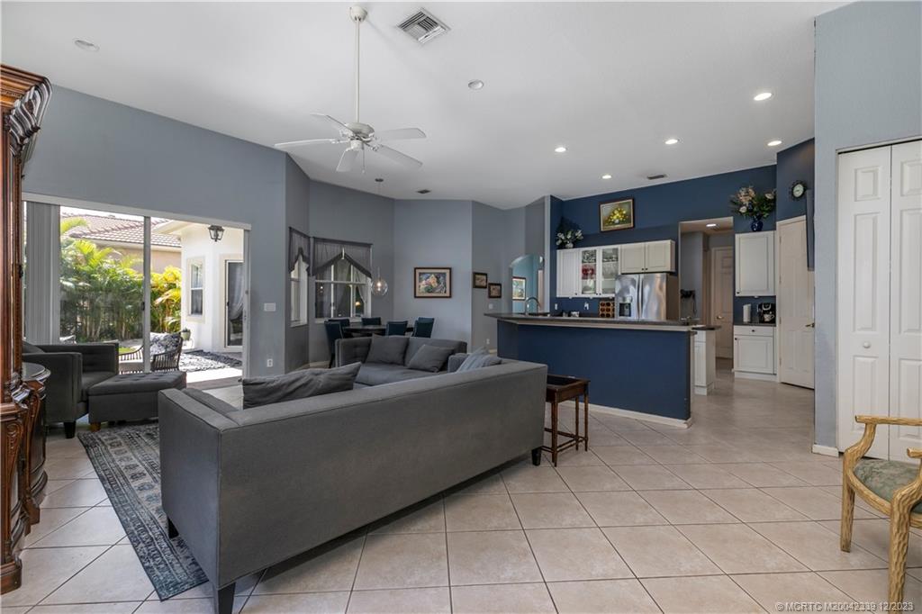 2513 SW Park Meadows Trail