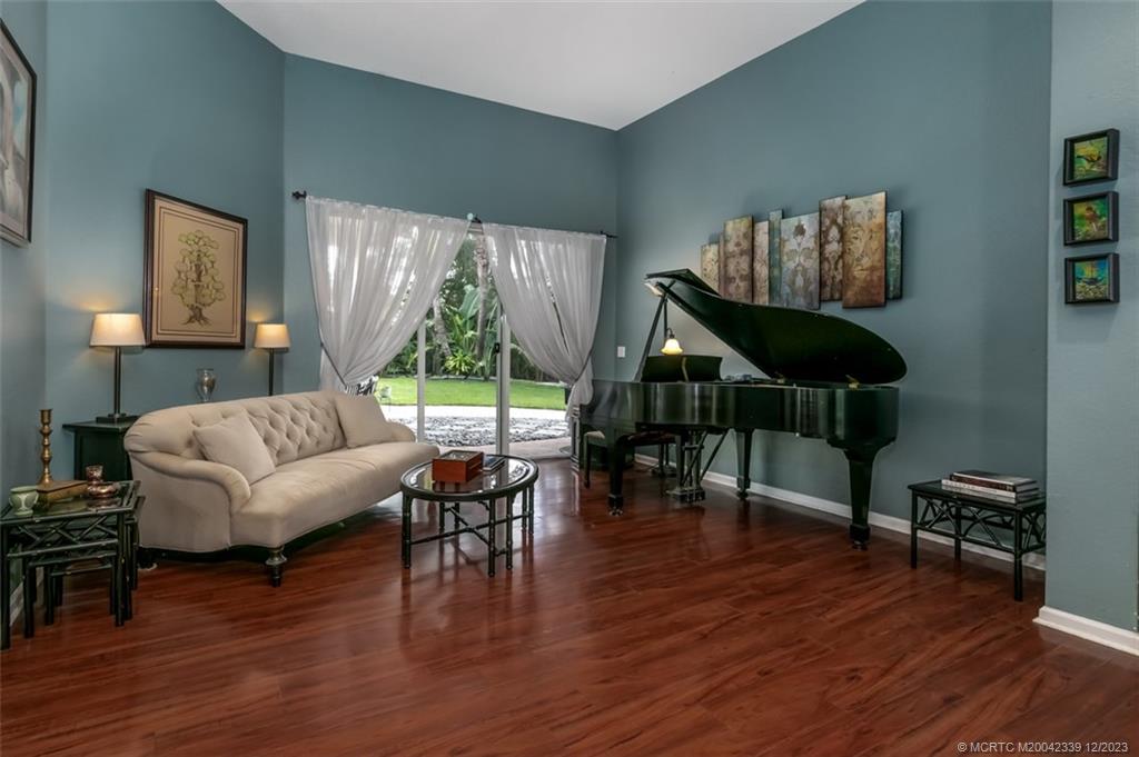 2513 SW Park Meadows Trail