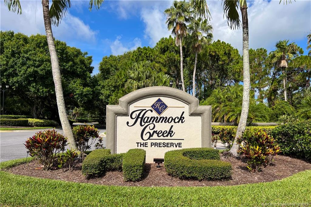 2513 SW Park Meadows Trail