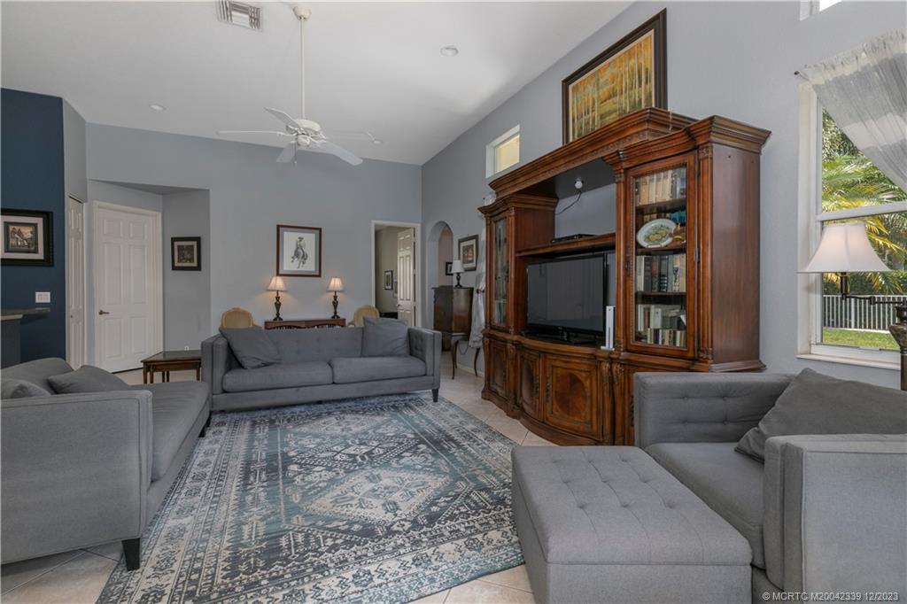 2513 SW Park Meadows Trail