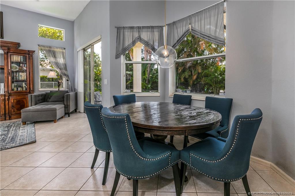 2513 SW Park Meadows Trail