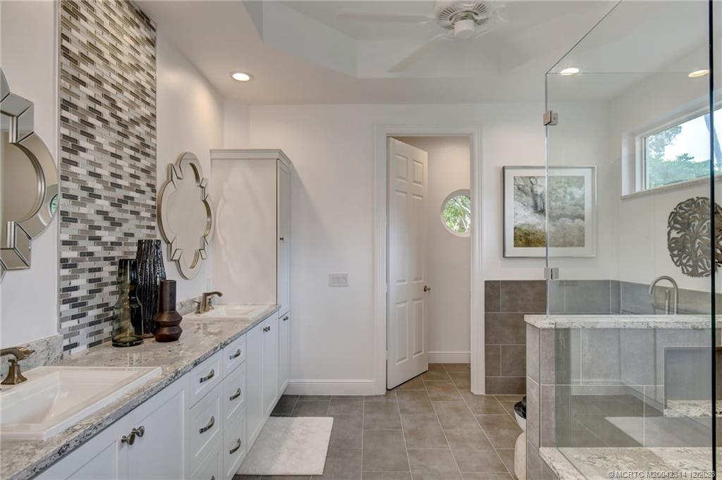 4345 SE Waterford Drive