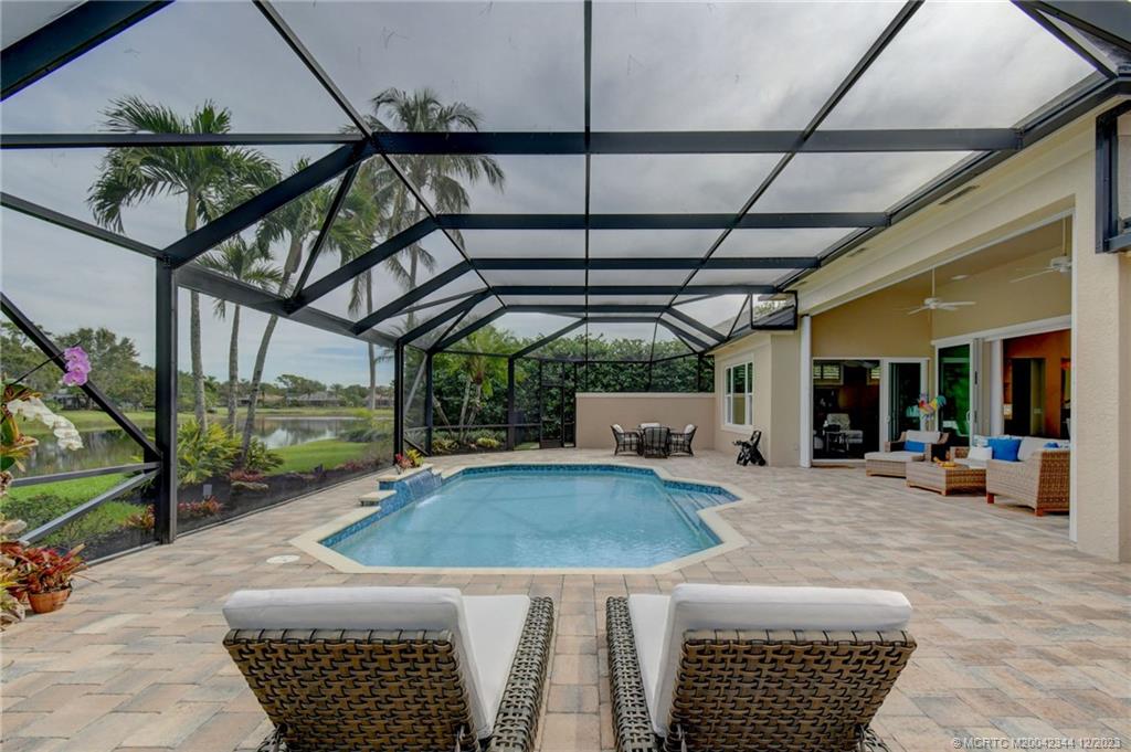 4345 SE Waterford Drive