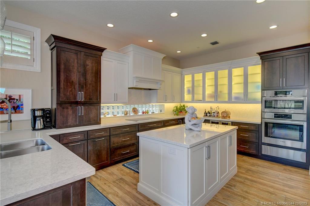 4345 SE Waterford Drive