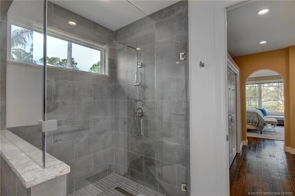 4345 SE Waterford Drive