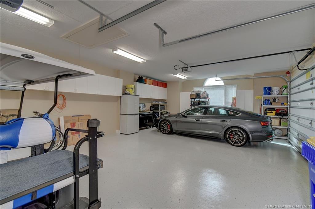 4345 SE Waterford Drive