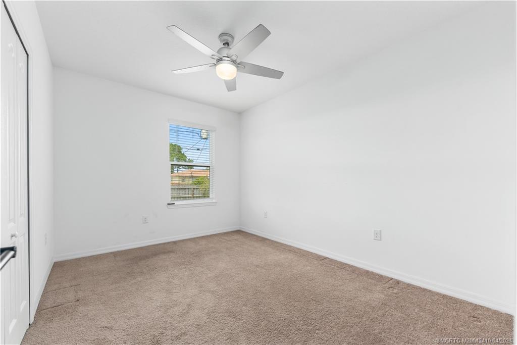 1156 SW Ithaca Street