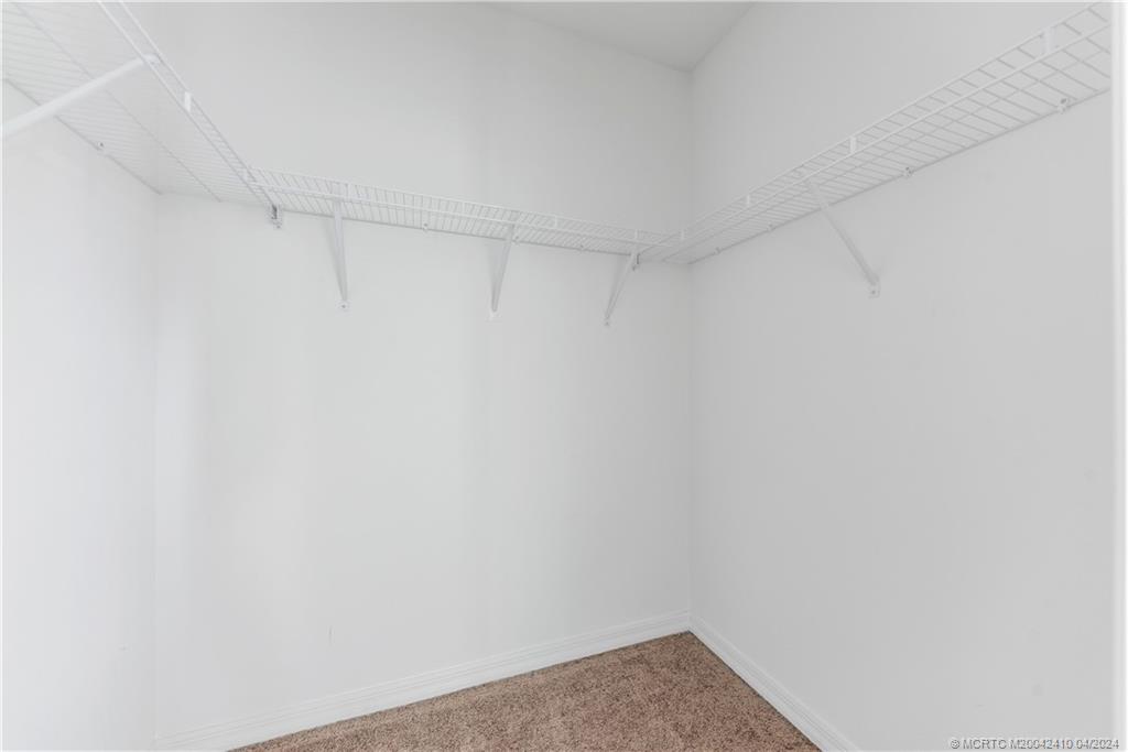 1156 SW Ithaca Street