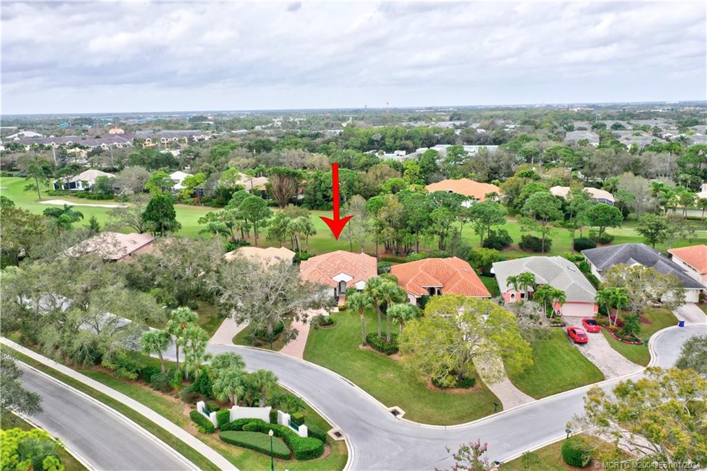 3290 SE Cambridge Drive