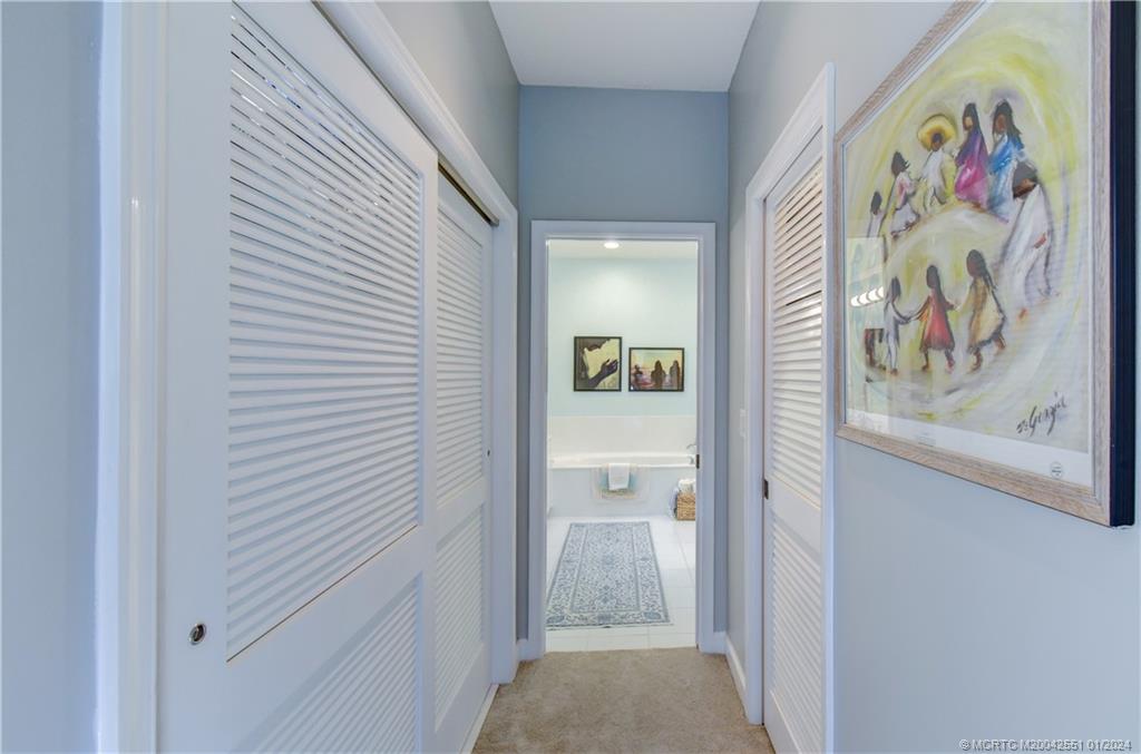 3290 SE Cambridge Drive