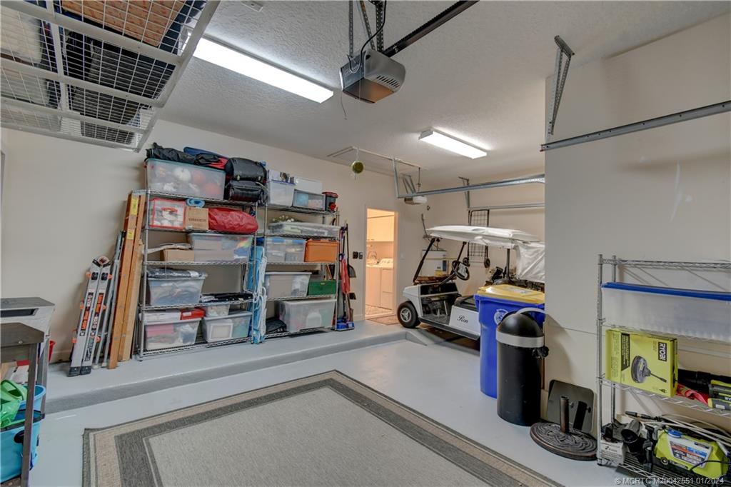 3290 SE Cambridge Drive