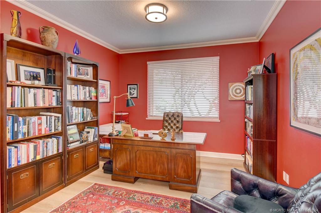 3290 SE Cambridge Drive