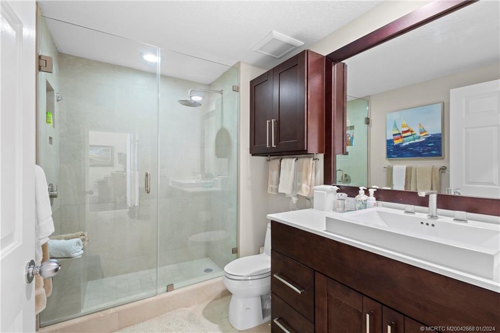 5800 NE Island Cove Way 2401