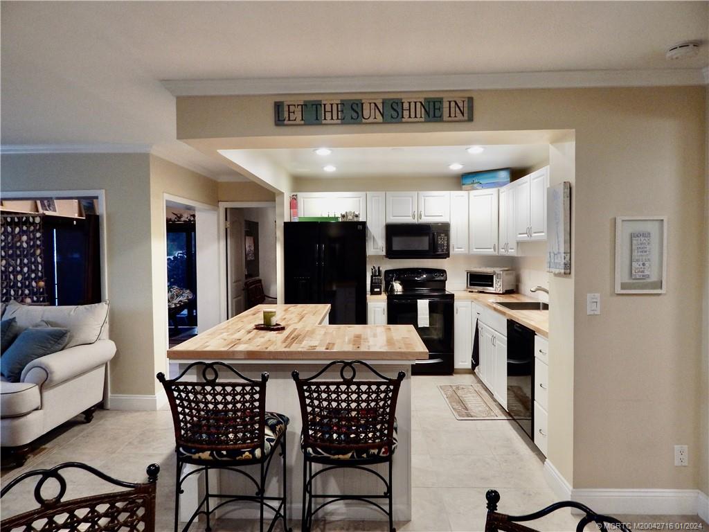 1800 SE Saint Lucie Blvd 7-103