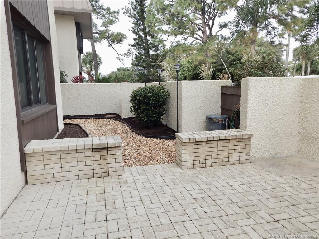 1800 SE Saint Lucie Blvd 7-103