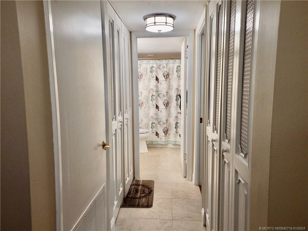 1800 SE Saint Lucie Blvd 7-103