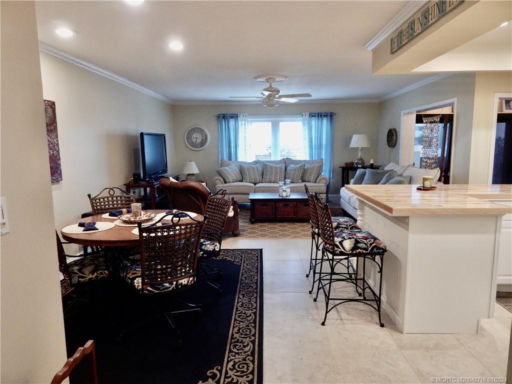 1800 SE Saint Lucie Blvd 7-103