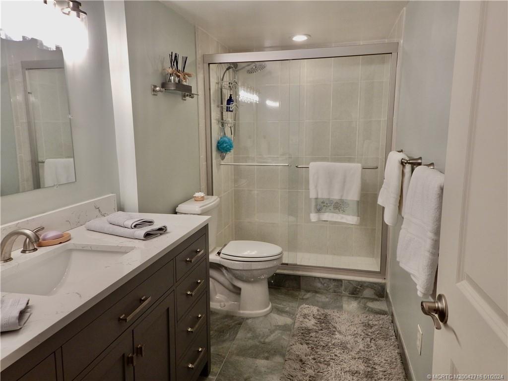 1800 SE Saint Lucie Blvd 7-103