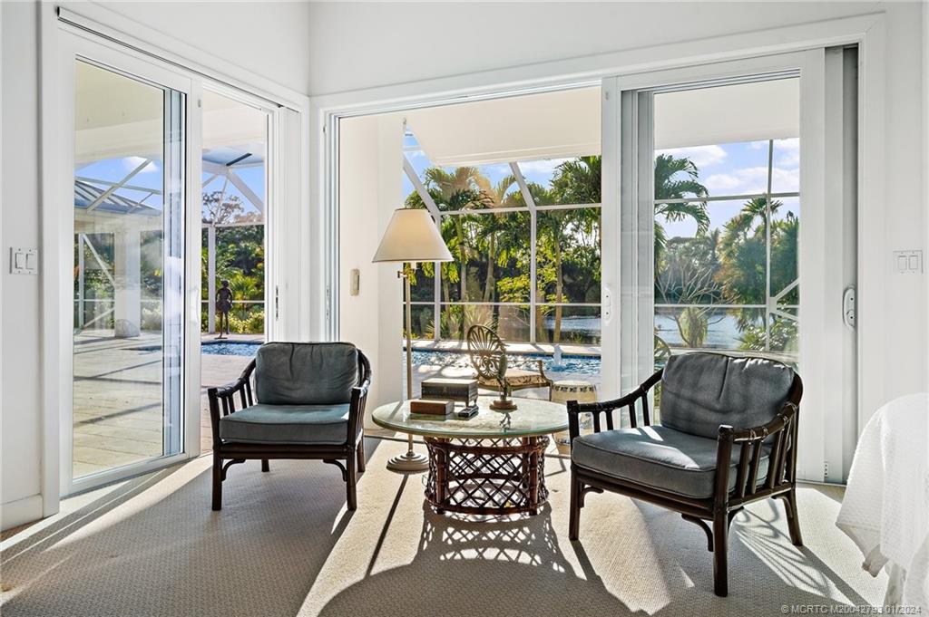 5016 SW Inverness Ct