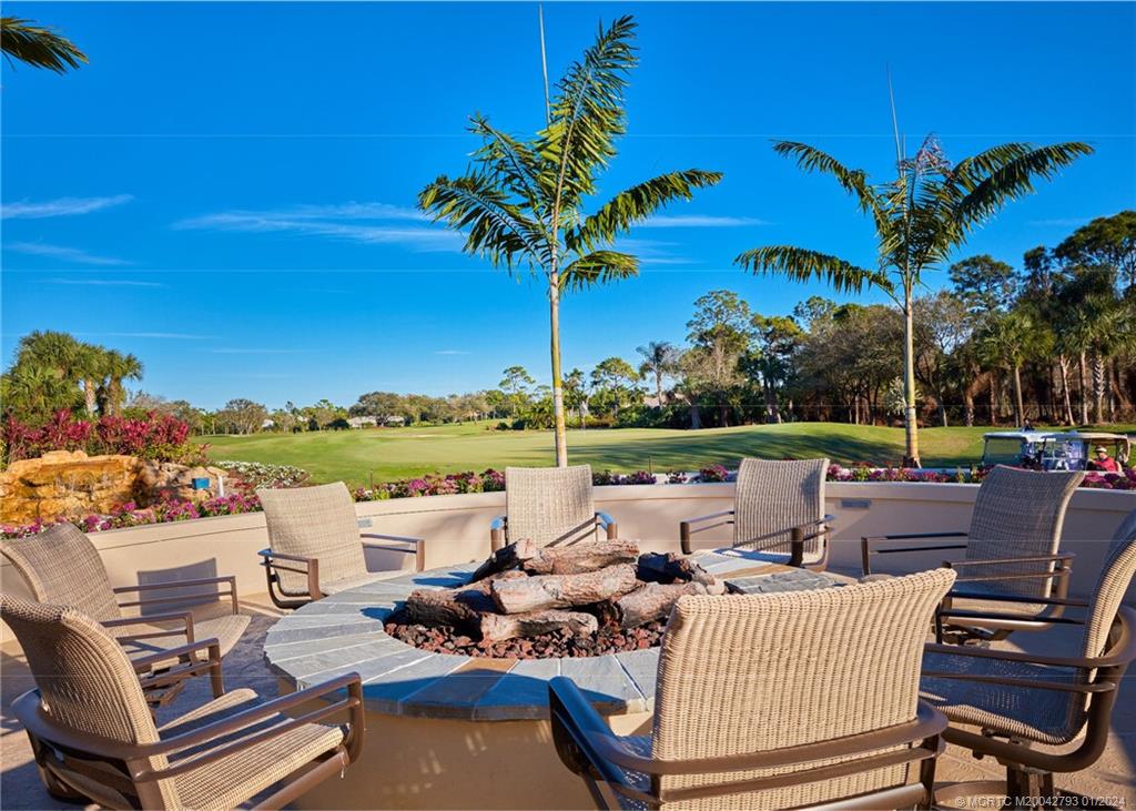 5016 SW Inverness Ct