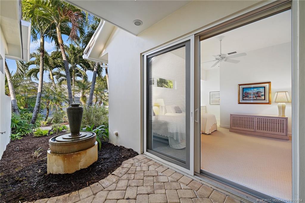 5016 SW Inverness Ct