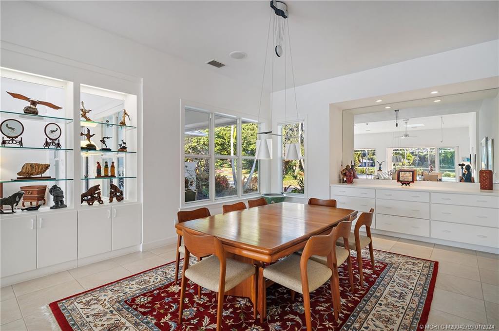 5016 SW Inverness Ct