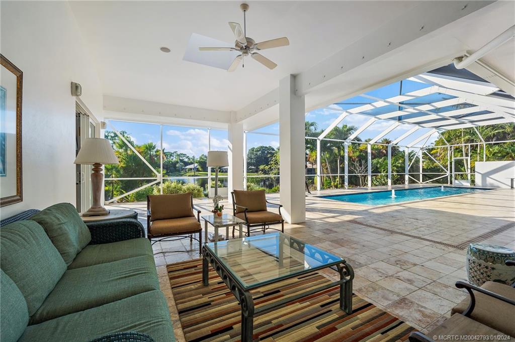 5016 SW Inverness Ct