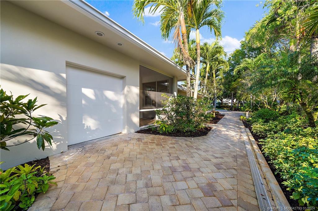 5016 SW Inverness Ct