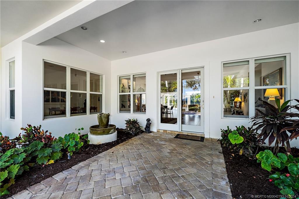 5016 SW Inverness Ct