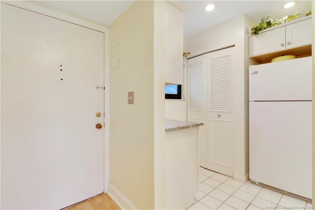 5313 SE Miles Grant Road 211