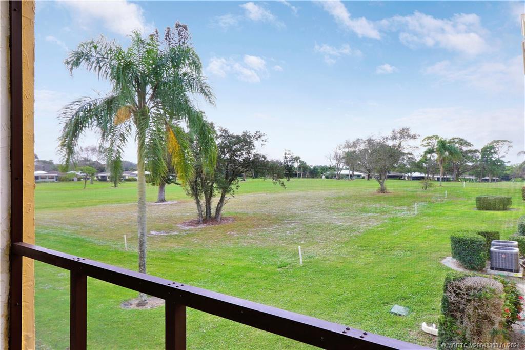 5313 SE Miles Grant Road 211