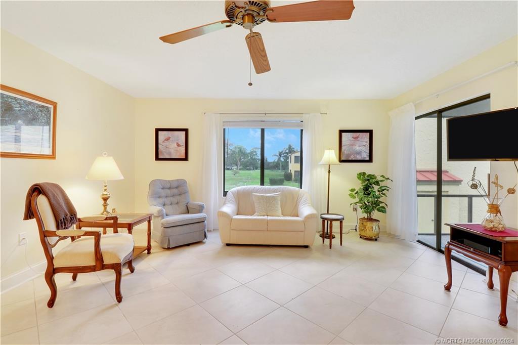 5313 SE Miles Grant Road 211