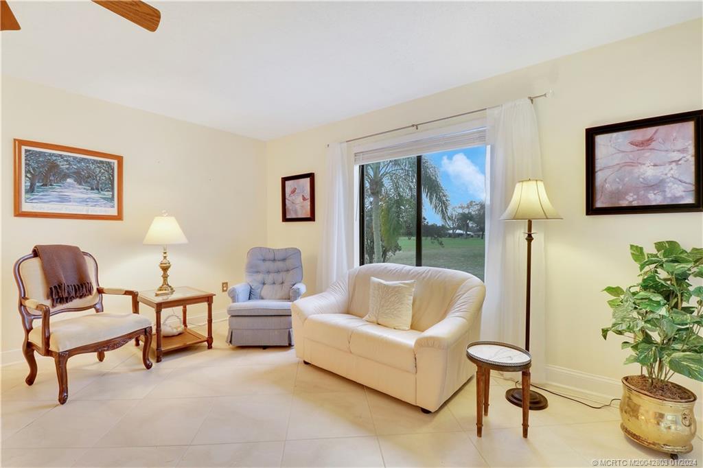 5313 SE Miles Grant Road 211