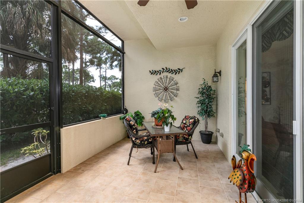 942 SE Willoughby Trace