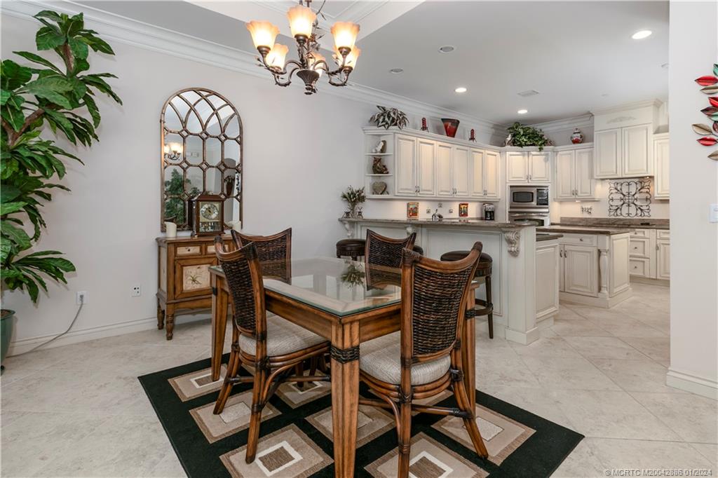 942 SE Willoughby Trace