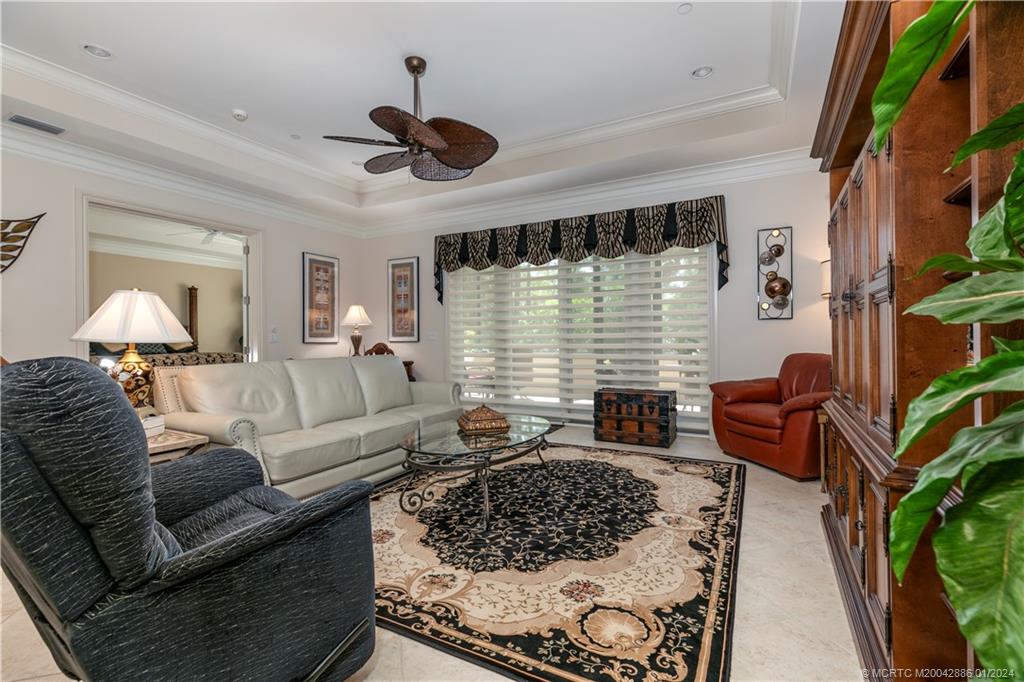 942 SE Willoughby Trace