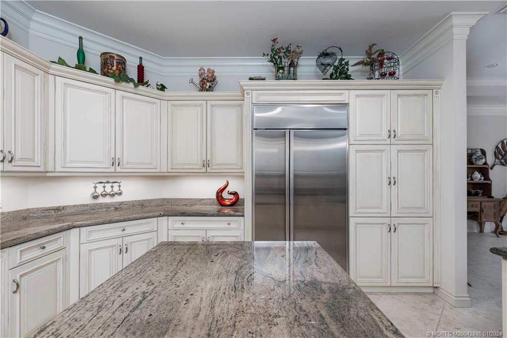 942 SE Willoughby Trace