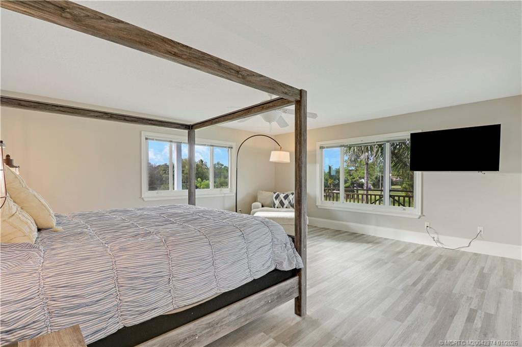 11555 SW Meadowlark Circle