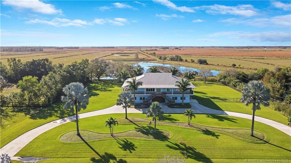 11555 SW Meadowlark Circle