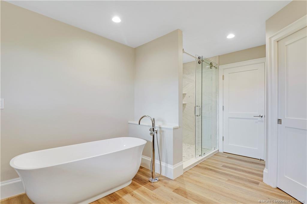 11555 SW Meadowlark Circle