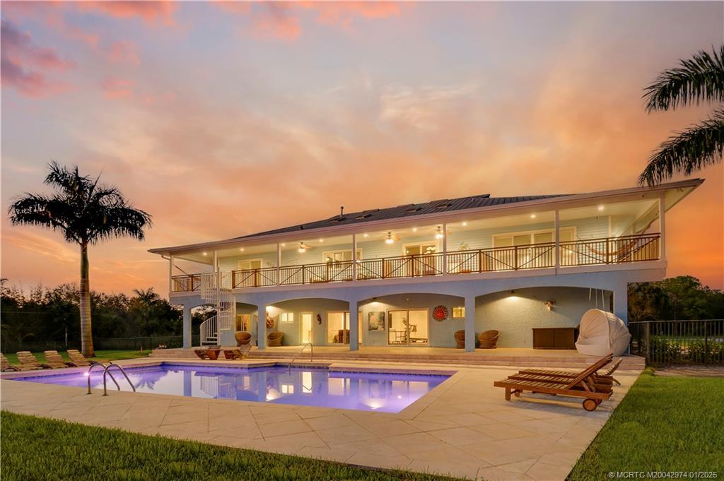 11555 SW Meadowlark Circle